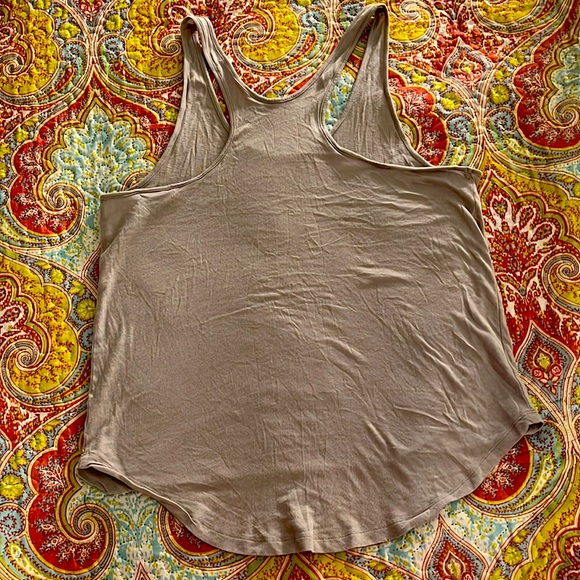 PINK workout tank top - Picture 2 of 3